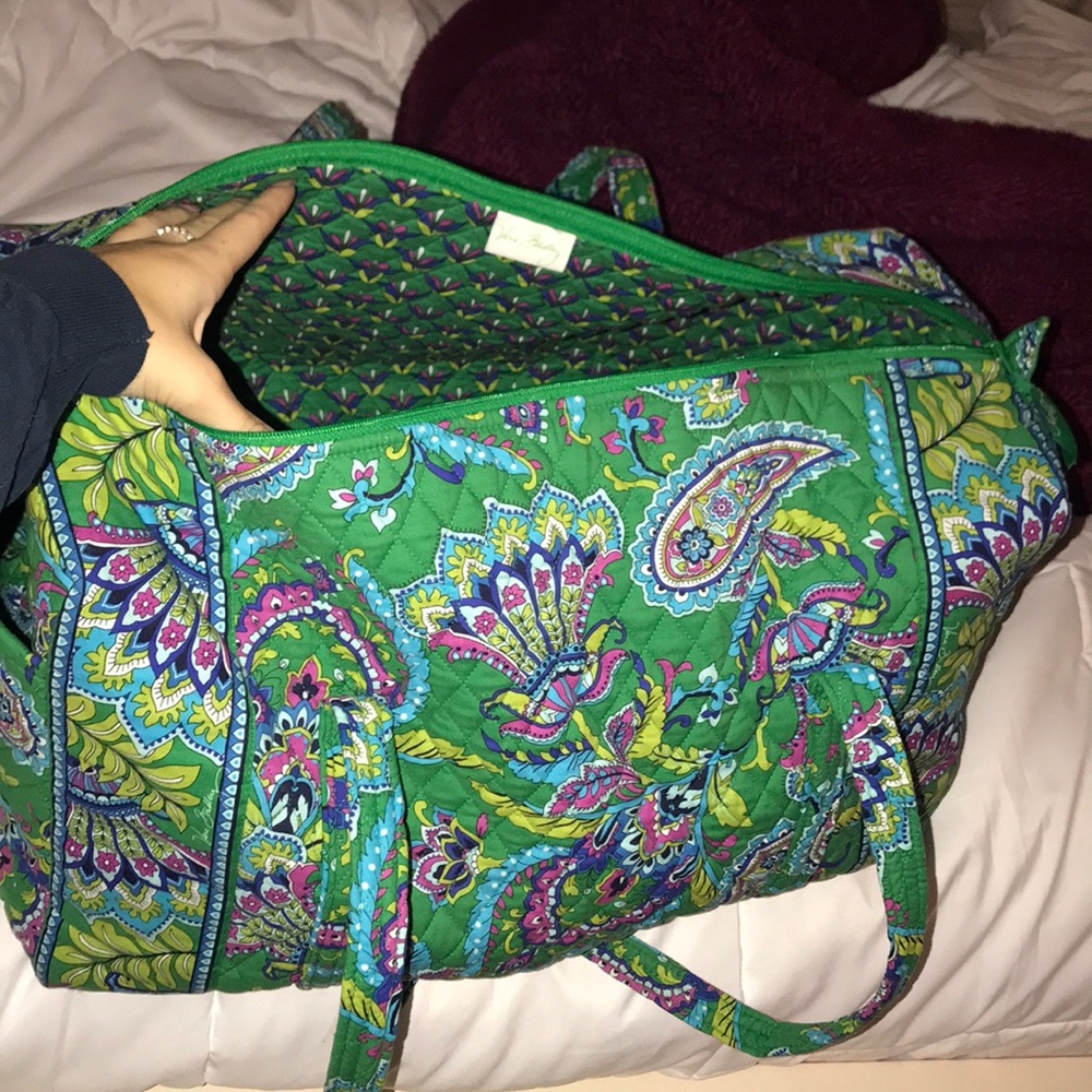 Large vera bradley duffle bag